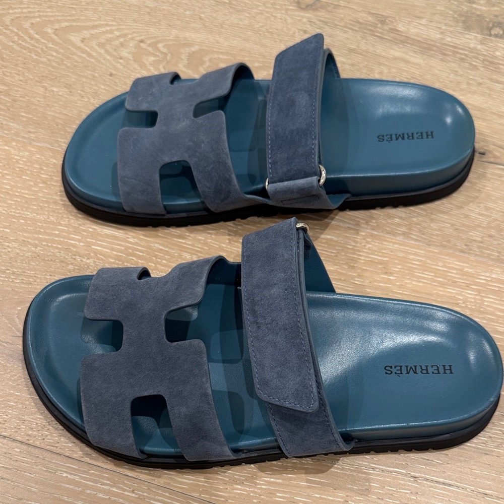 Hermès Blue Suede Chypre Sandals - Picture 2 of 4